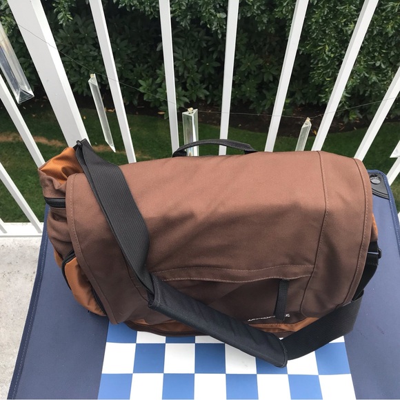 JANSPORTS Messenger Bag - Picture 3 of 7